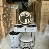 Bàn trang điểm loa sạc - TDLSVP13