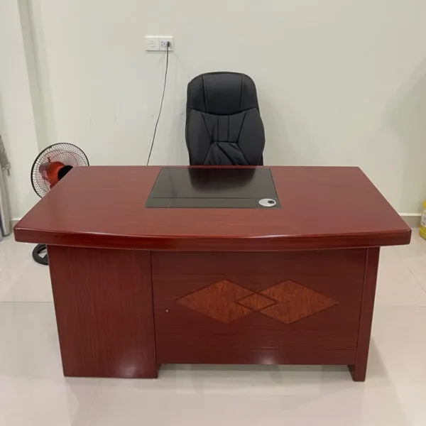 Bàn Giám Đốc Yếm Hoa Văn 2 Hình Thoi 1m6 - BGDVPXP10