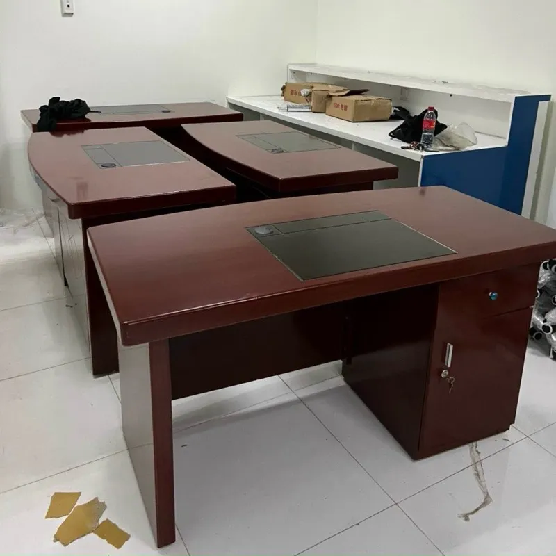 Bàn Giám Đốc Vạch Ngang Gỗ Công Nghiệp 1m6 - BGDVPXP18