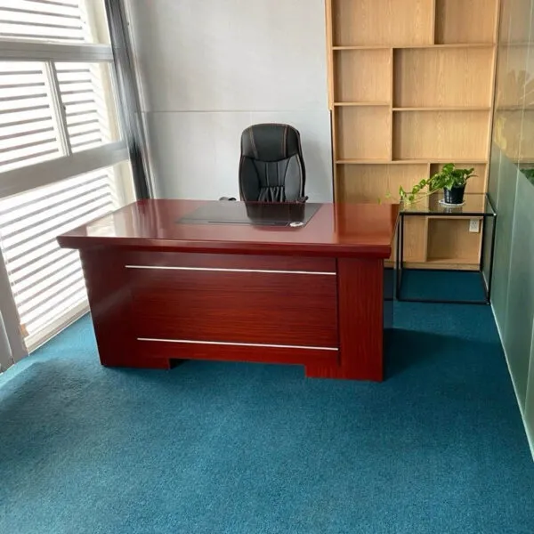 Bàn Giám Đốc Vạch Ngang Gỗ Công Nghiệp 1m6 - BGDVPXP18