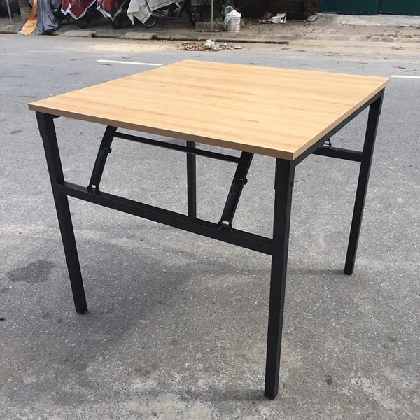 Bàn Làm Việc Chân Sắt Gấp Mặt Vuông Gỗ Công Nghiệp - BLVVP62
