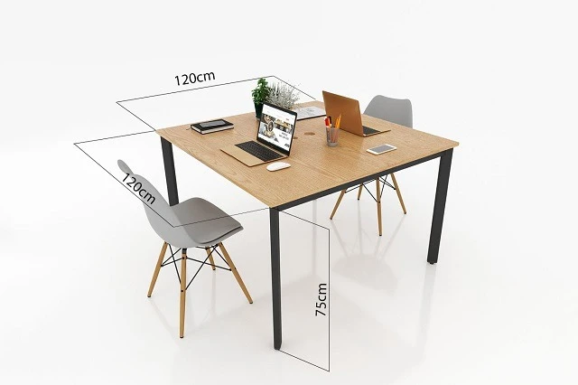 Bàn làm việc dành cho nhân viên