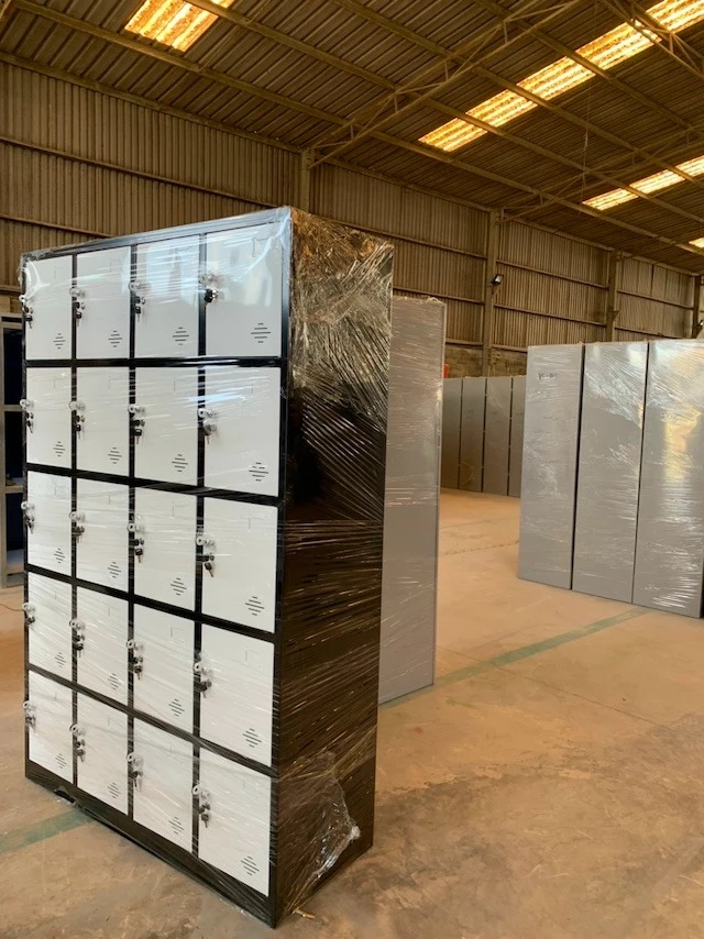 Các mẫu tủ locker được sử dụng khá phổ biến tại các khu vực công cộng