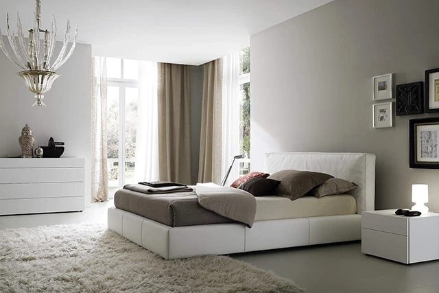 Đặt giường ngủ lệch với hướng cửa